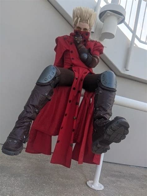 Valdrick Vile Looks Weird On Twitter Cursed To Cosplay This Goofy Fuck