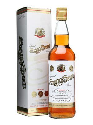 SangSom Rum : The Whisky Exchange | Rum, Whisky, Wine bottle
