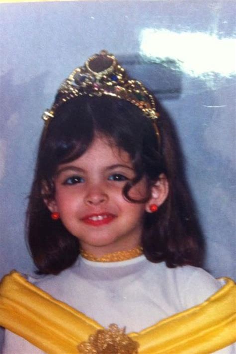 Andrea Từ nàng mẫu Tây đen nhẻm thành hot girl xinh đẹp và nổi tiếng