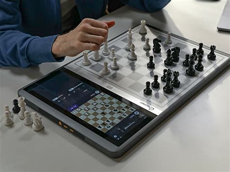 This Smart AI Chessboard Has A Customized Chess