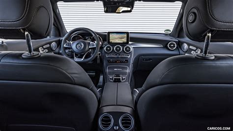 2018 Mercedes-AMG GLC 63 - Interior | Caricos