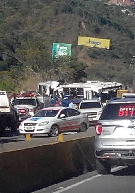 Al Menos Un Fallecido Y 34 Heridos Dejó Accidente En La Gran Mariscal De Ayacucho Qué Pasa