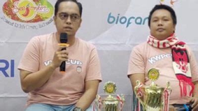 Video Wartawan Jakarta Bersatu Dalam Turnamen Mini Soccer Kwp Cup