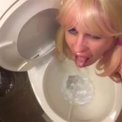 BBC Daddy Pissing On White Sissy Slut Free Shemale Porn D8 XHamster