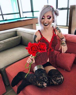 Red And Black Lingerie Porn Pic