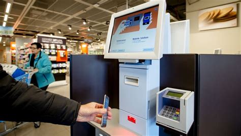 Albert Heijn Opent Eerste Volledige Zelfscan Supermarkt De Volkskrant