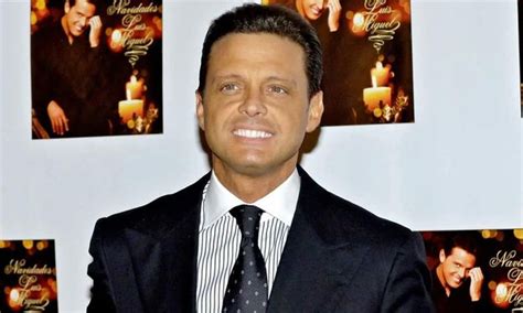 Luis Miguel opina por primera vez sobre su biopic poco después del