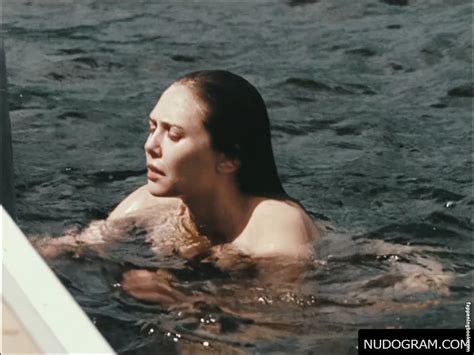 Elizabeth Olsen Nude The Fappening Photo FappeningBook