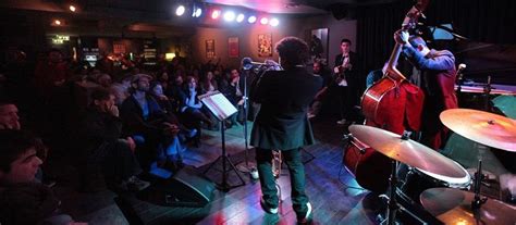 C Mara Municipal De Lisboa Cede Pr Dio Ao Hot Clube De Portugal Por Um Per Odo De Anos Arte