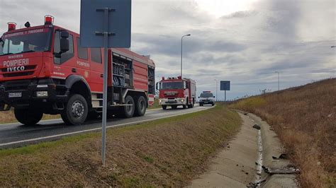 Circula Ie Blocat Pe Autostrada A Dup Ce Un Camion Nc Rcat Cu Ap