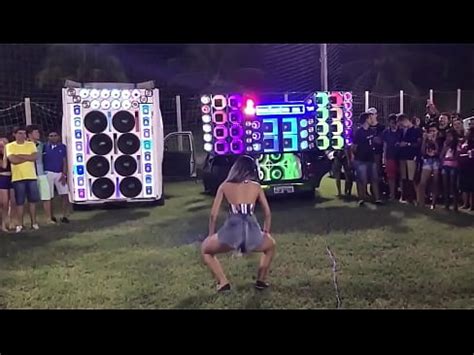 Novinha Treme A Bunda No Funk Xvideos