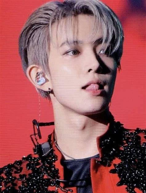 Pin By Heleyna On Enhypen Boyfriend Pictures Hot Korean Guys Jhope Cute