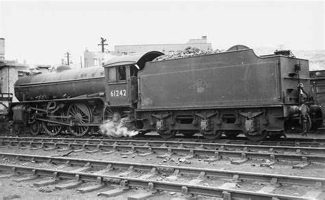 Lner Thompson Class B1 4 6 0 Medium Mixed Traffic Locomotive No61242