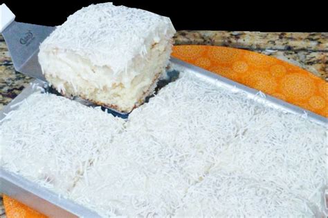 Bolo de Coco Gelado Bem Molhadinho Receita Rápido