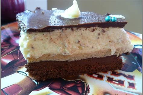 Праздничный шоколадный торт с халвой украсит любой стол | Мой торт