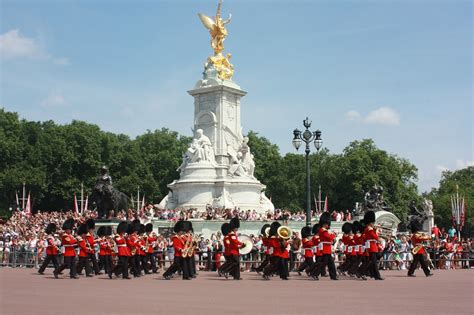 London Parade Crowd Buckingham - Free photo on Pixabay - Pixabay