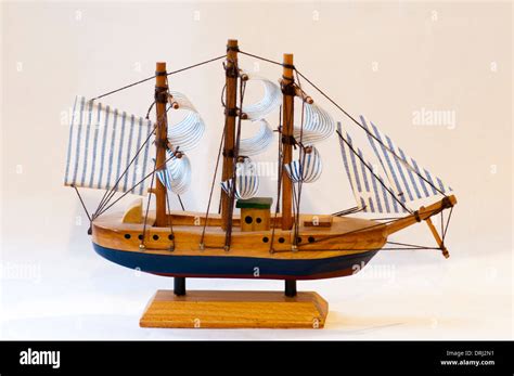 Wooden Sailing Ship Models