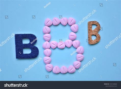 Стоковая фотография 1931540660: Vitamin B Complex Consists 8 Types ...