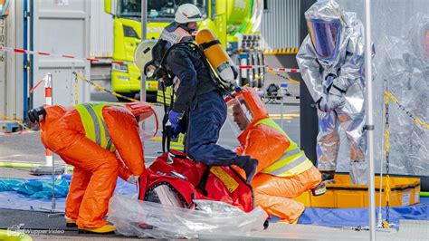 Chemieunfall bei FrieslandCampina in Köln Feuerwehr 38 Stunden lang