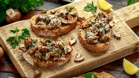 Cremige Pilz Bruschetta