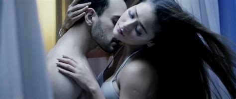 Nude Video Celebs Sara Khan Sexy Tere Jism