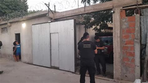 Narcos balearon un depósito de garrafas en Empalme Graneros