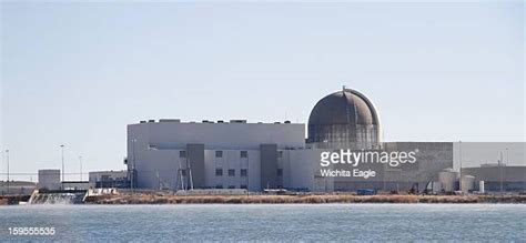 Wolf Creek Nuclear Plant Photos and Premium High Res Pictures - Getty ...