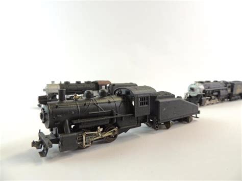 Sold Price: Group of 4 Vintage HO Scale Steam Locomotives with Tenders ...