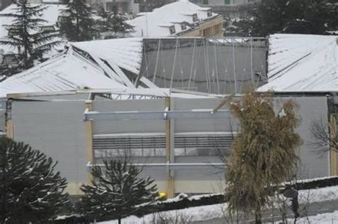 Crollo Della Palestra A Villa Pigna Due Ascolani Tra Gli Indagati