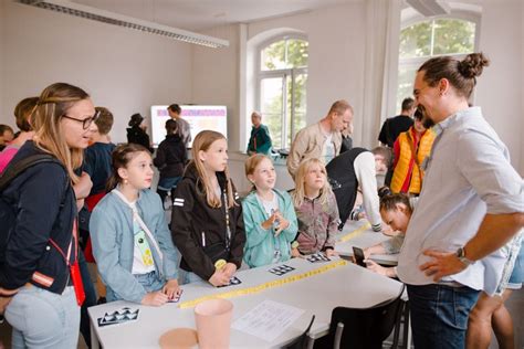 TU Ilmenau UniOnline Ilmenauer Wissenschaftsnacht Tausende