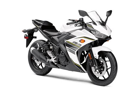 Yamaha Yzf R Review