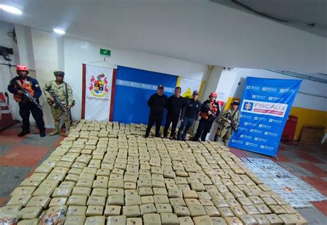 Incautan Millonario Cargamento De Marihuana Y Coca Na En Aguas De