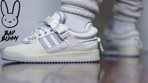 BAD BUNNY X ADIDAS FORUM BUCKLE LOW CLOUD WHITE REVIEW ON FOOT