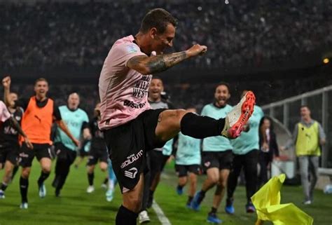 Serie B Palermo Spezia 2 2 Mancuso Prima E Stulac Su Punizione Al 104