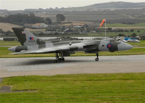 Vulcan XH558 | A Military Photo & Video Website