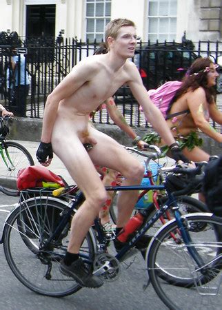 Soft Hard Erect Cocks On Naked Bike Ride Cycle Pics XHamster
