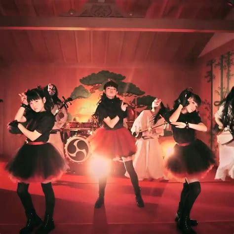 BABYMETAL Megitsune