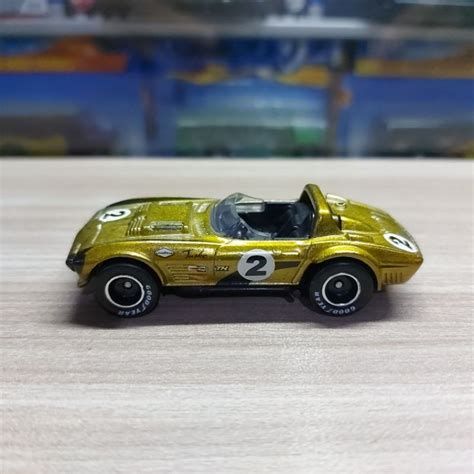 Jual HOT WHEELS CORVETTE GRAND SPORT ROADSTER GOLD LOOSE SUPER TREASURE HUNT THS STH