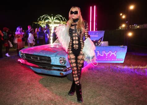 Sofía Vergara sube la temperatura en bikini y más fotos de famosos