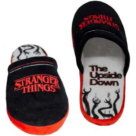 Pantufa Stranger Things - PANTUFA - STRANGER THINGS - Mana Moda e Presentes