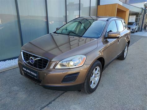 Volvo Xc D Awd A Momentum Automobili Olx Ba