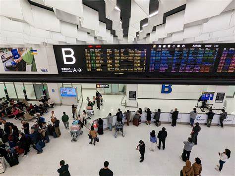 Airport Boarding Gate Counter