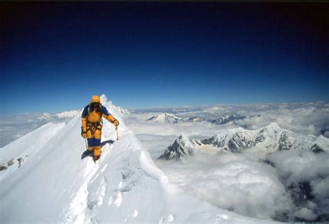 Climbing expeditions Of Annapurna ~ Great Mountain