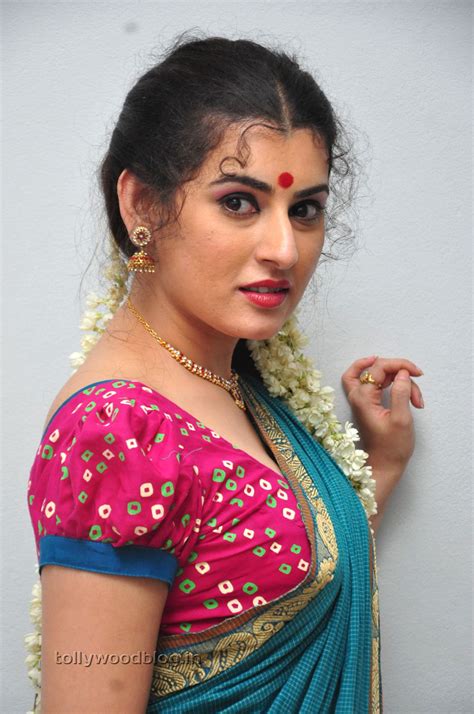 Archana Latest Gorgeous Hot Stills In Saree