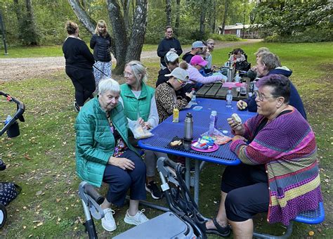 Rekordmånga på stadsvandring runt Vallarna FUB FALKENBERG