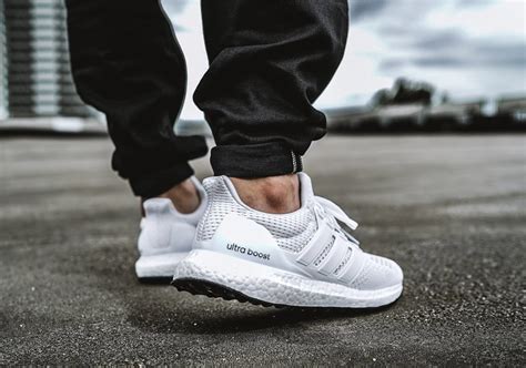 Giày Adidas UltraBoost 1 0 Triple White S77416 Authentic Shoes