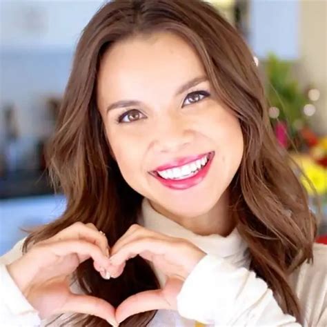 7 Vloggers With Gorgeous Fashion Sense