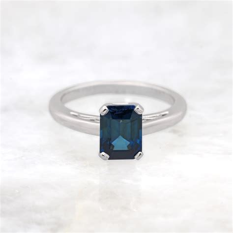 Sapphire Engagement Ring » JewelryThis - Custom Jewelry