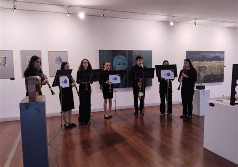 Ensemble de Clarinetes da AMOA na inauguração de exposição na Galeria