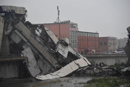 Ponte Morandi Nel Crollo Coinvolto Anche Un Camion Carico Di Hashish